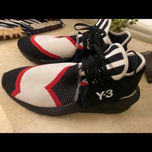 Y-3 Kaiwa, these shoes are like new, red/white/black no stains, no rips.